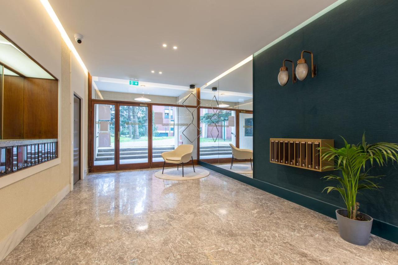 Daplace - Portaluppi Apartment Мілан Екстер'єр фото